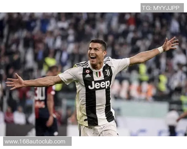 C罗与伊布的巅峰对决谁才是真正的足球传奇之王